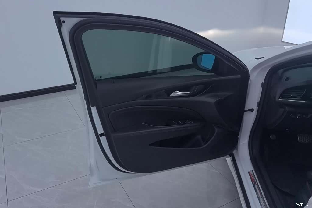 Buick Regal, 2021 7