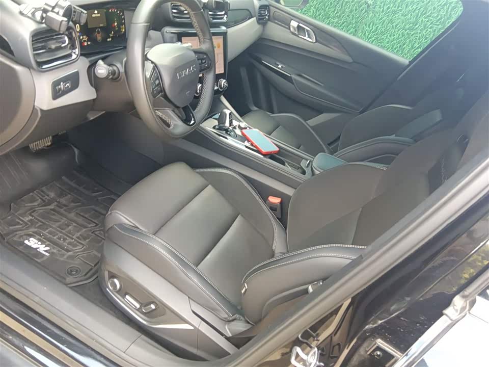 Lynk & Co 02 Hatchback