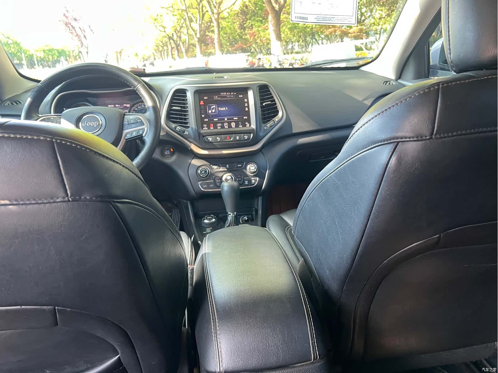 Jeep Cherokee, 2015 13