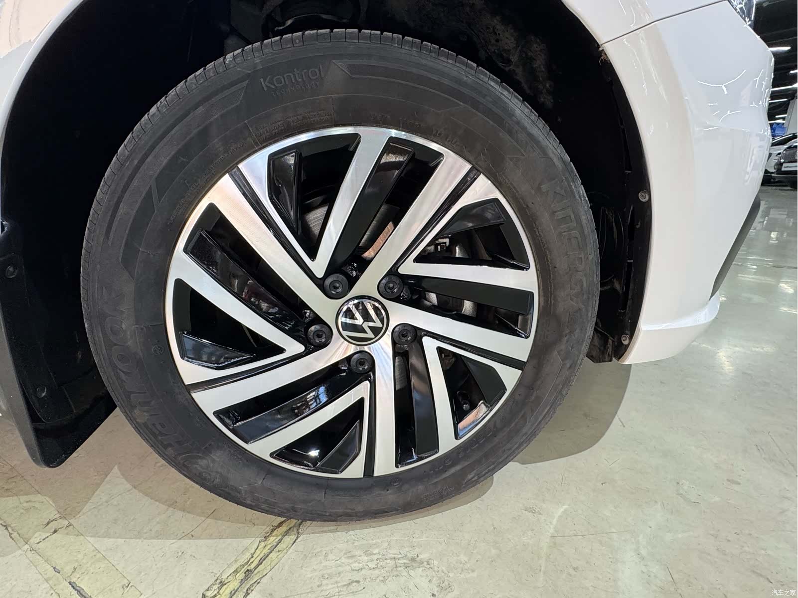 Volkswagen Lavida, 2022 24