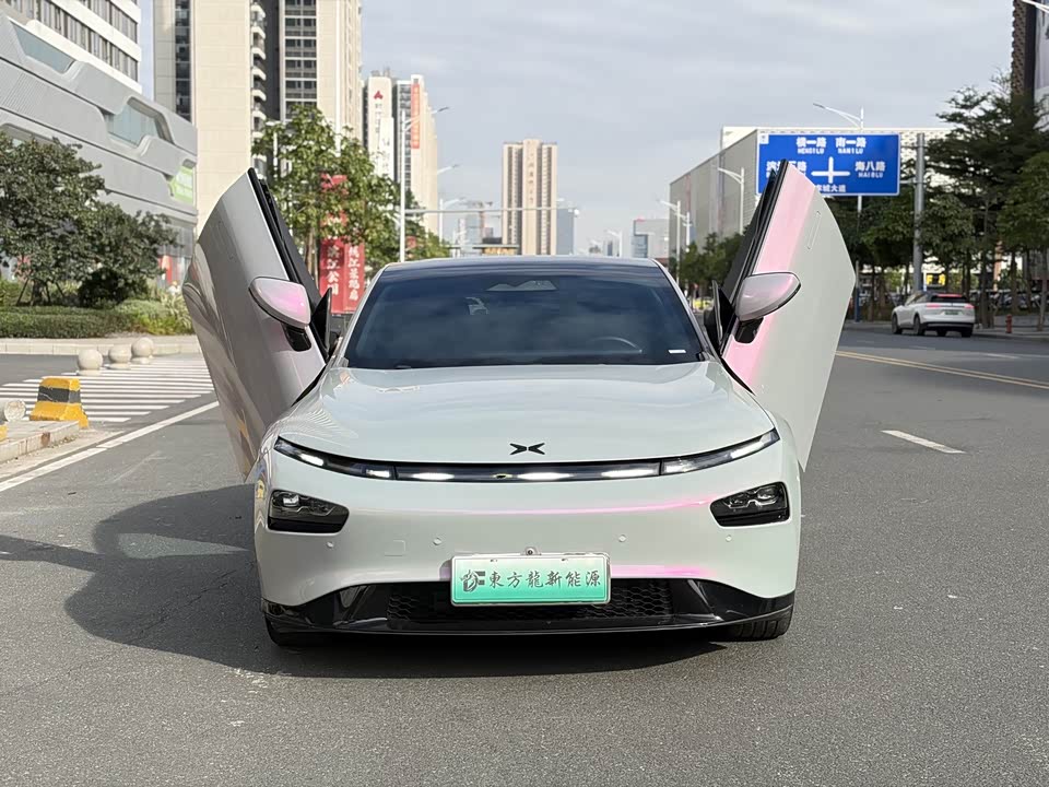 XPENG P7