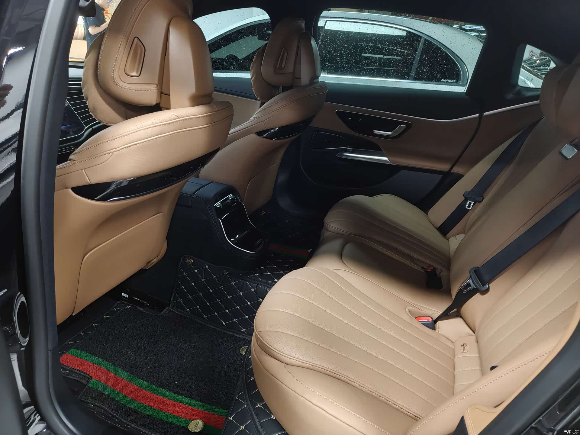 Mercedes-Benz E-Class, 2024 все фото