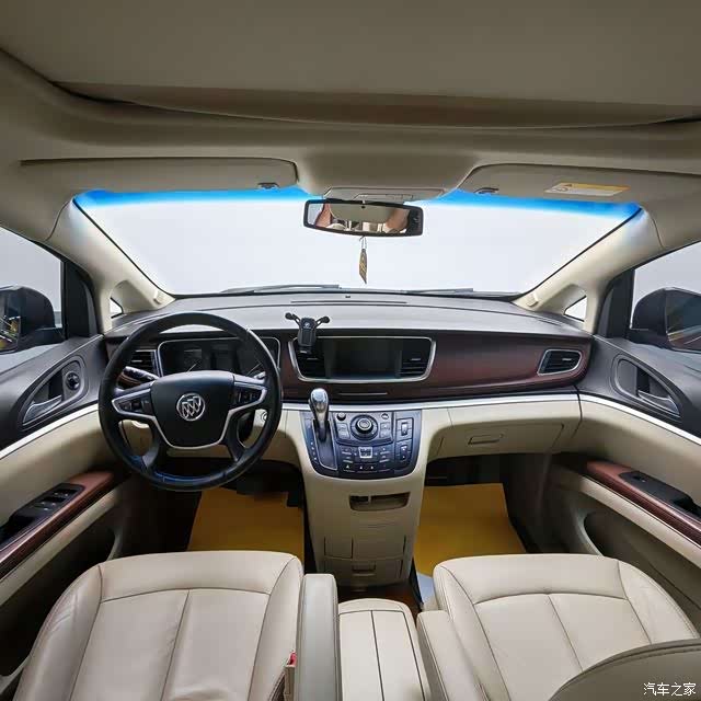Buick GL8, 2020 10
