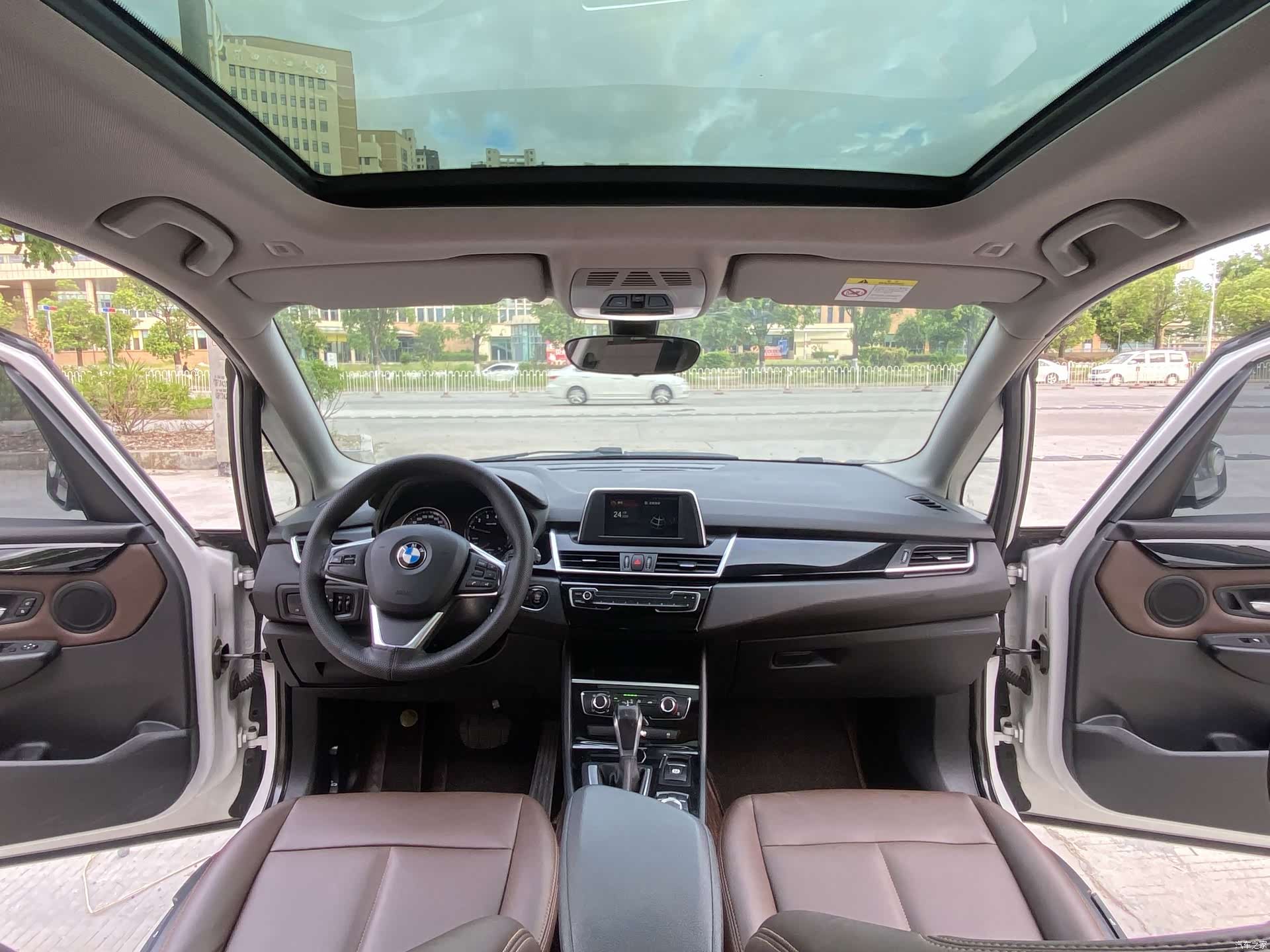 BMW 2 Series, 2019 все фото