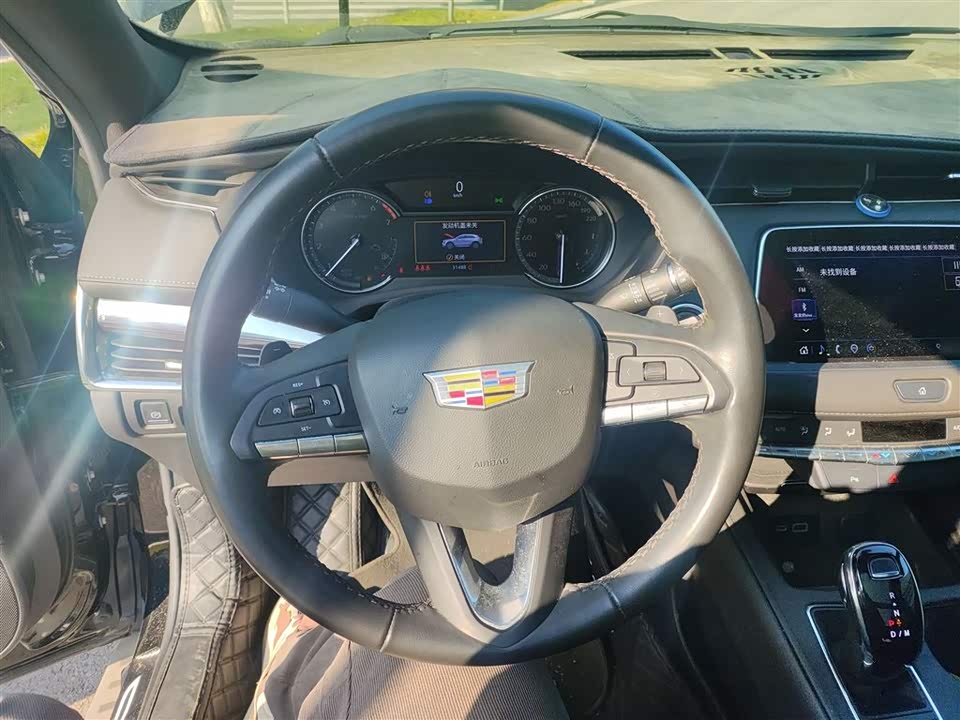 Cadillac XT4