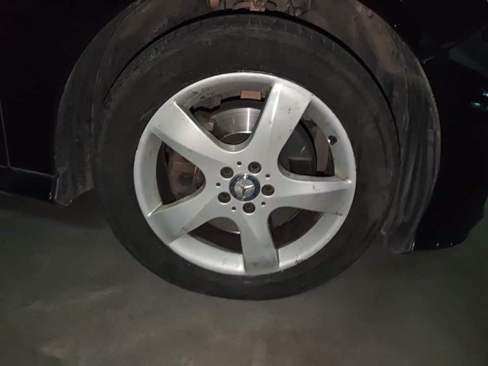 Mercedes-Benz R-class