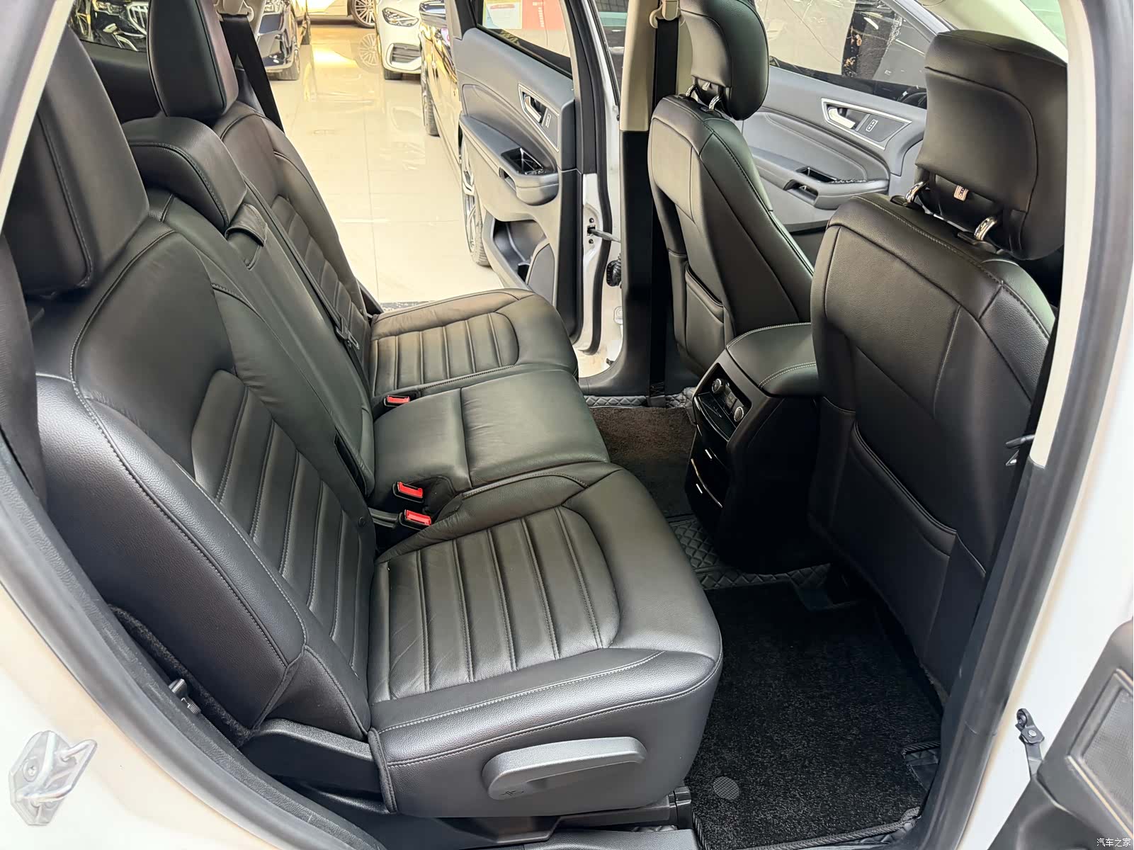Ford Edge, 2018 23