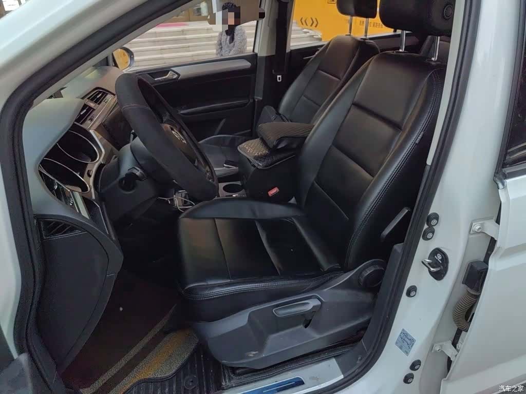 Volkswagen L, 2016 8