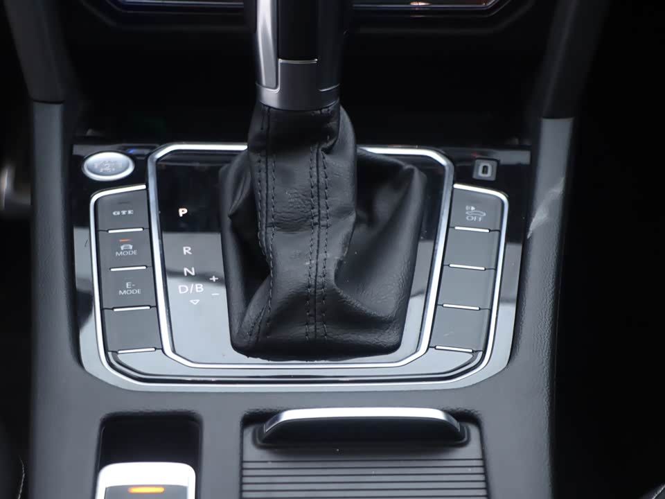 Volkswagen Magotan GTE