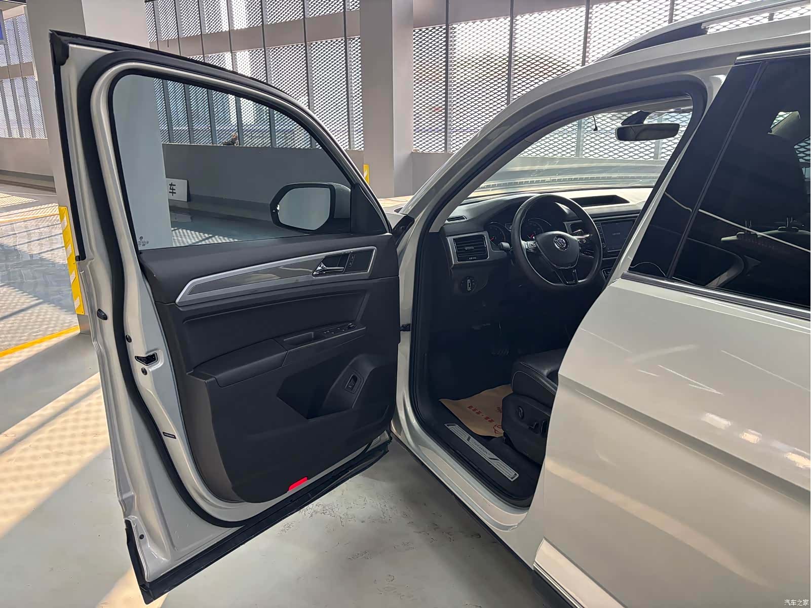 Volkswagen Teramont, 2017 11