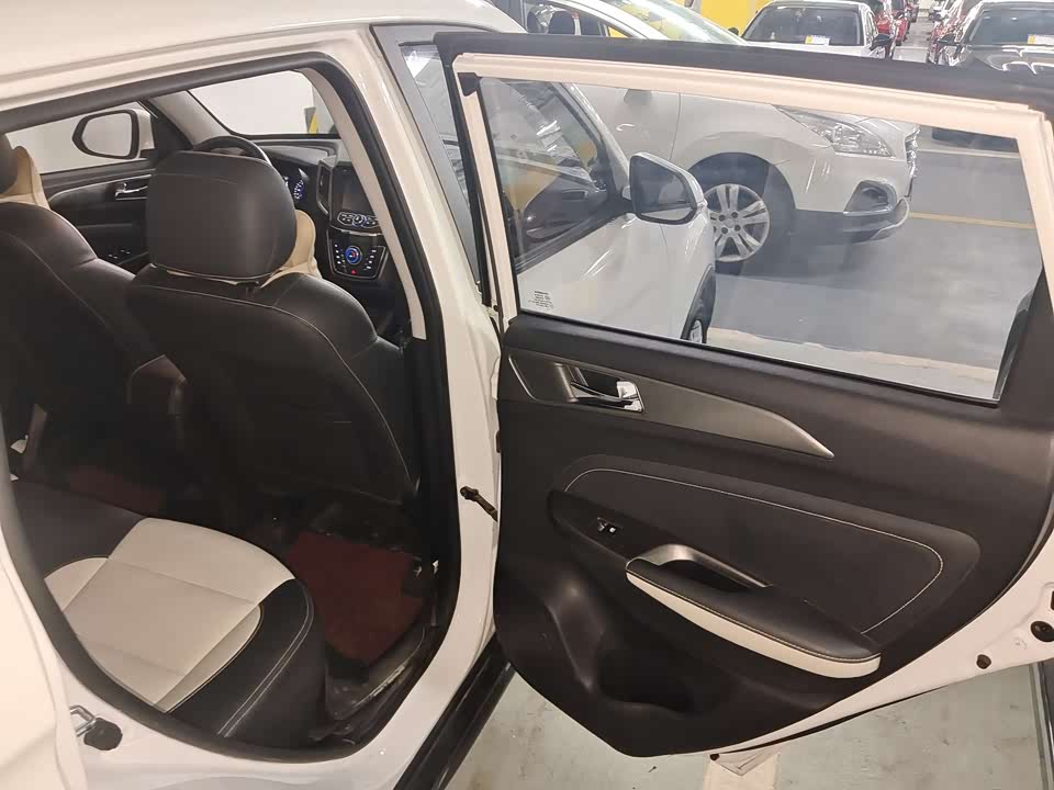 Changan CS35