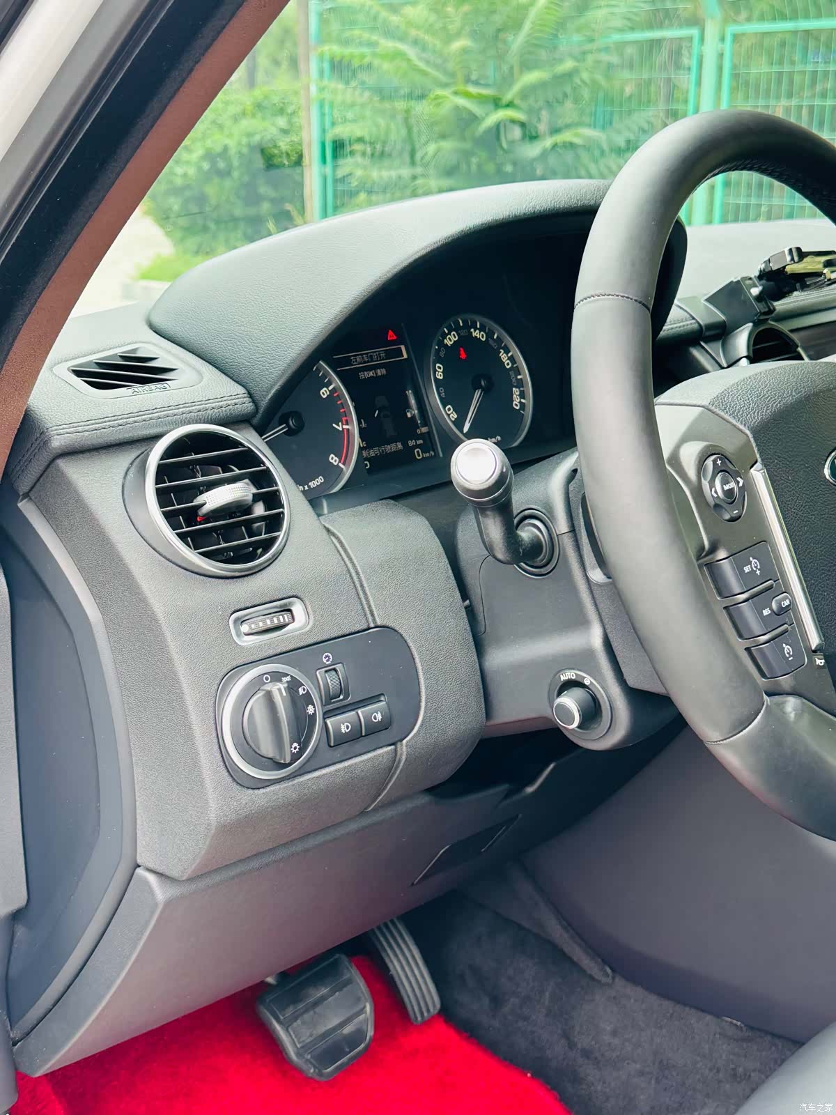 Land Rover Discovery, 2016 13