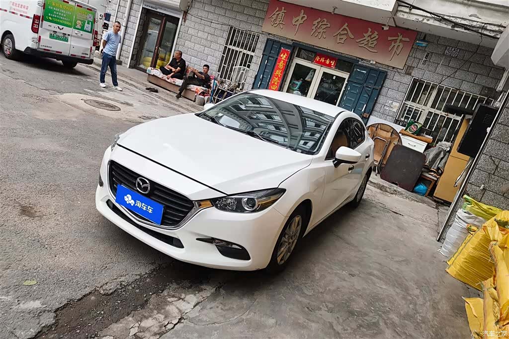 Mazda Mazda3, 2019 1