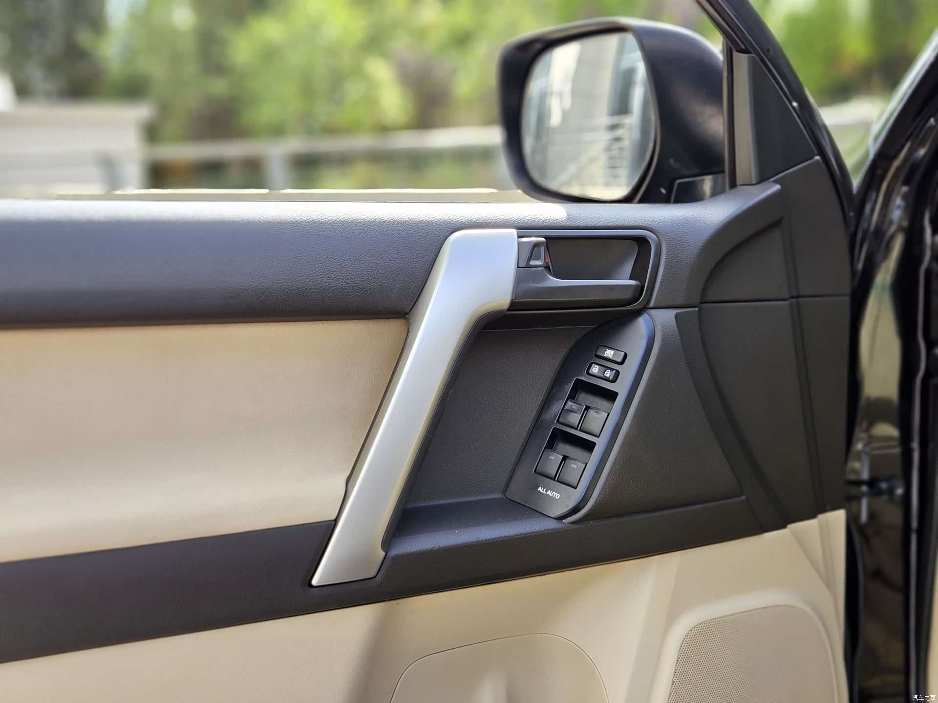Toyota Prado, 2011 18