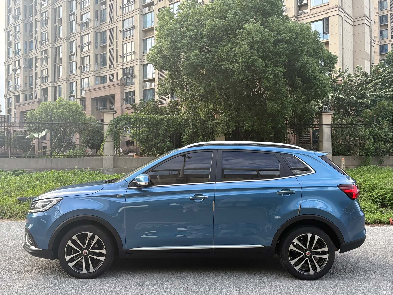Roewe RX3, 2019 4