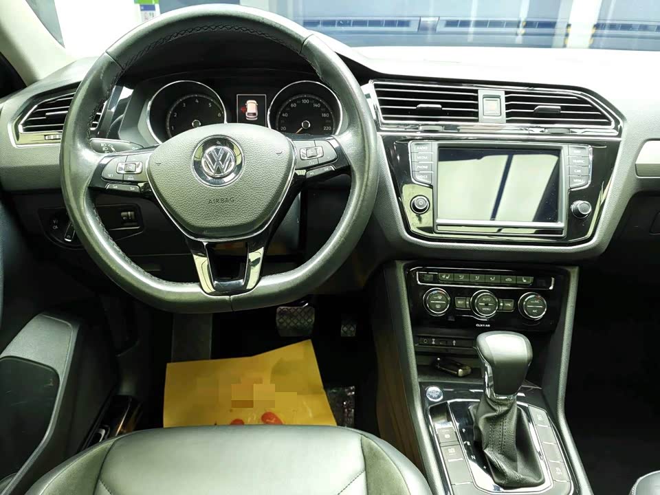 Volkswagen Tiguan L
