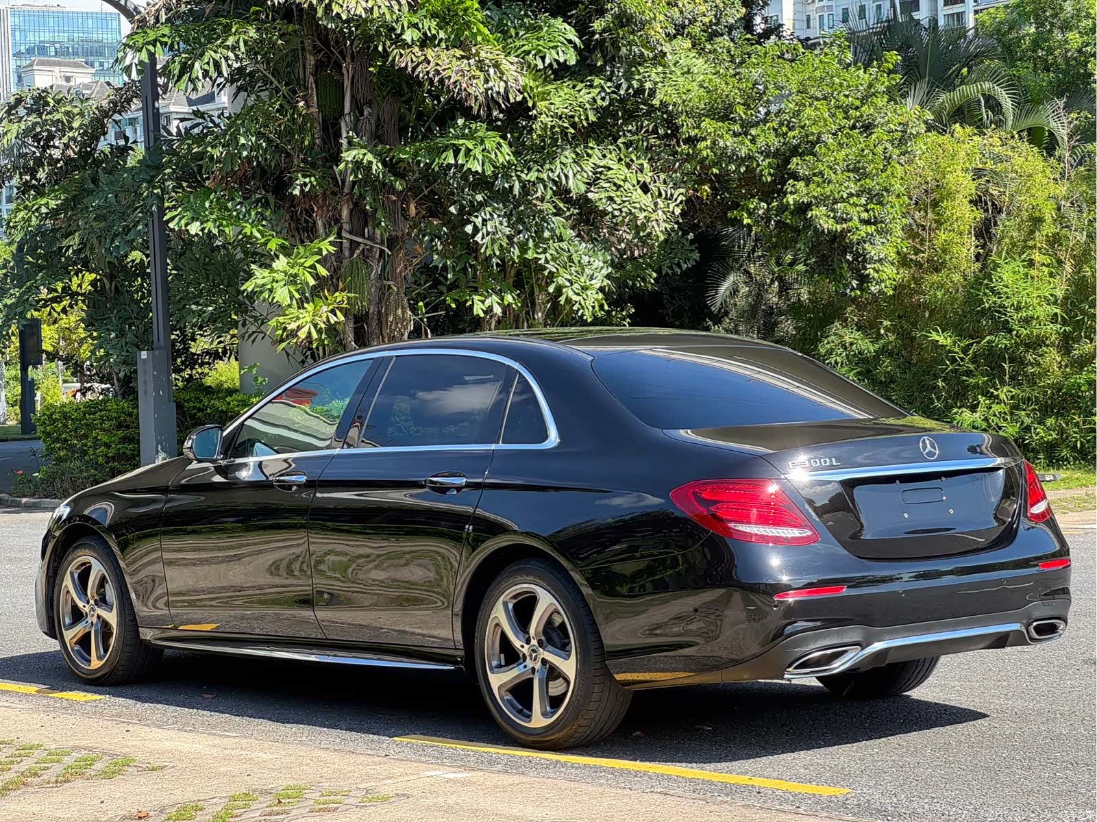 Mercedes-Benz E-Class, 2018 6