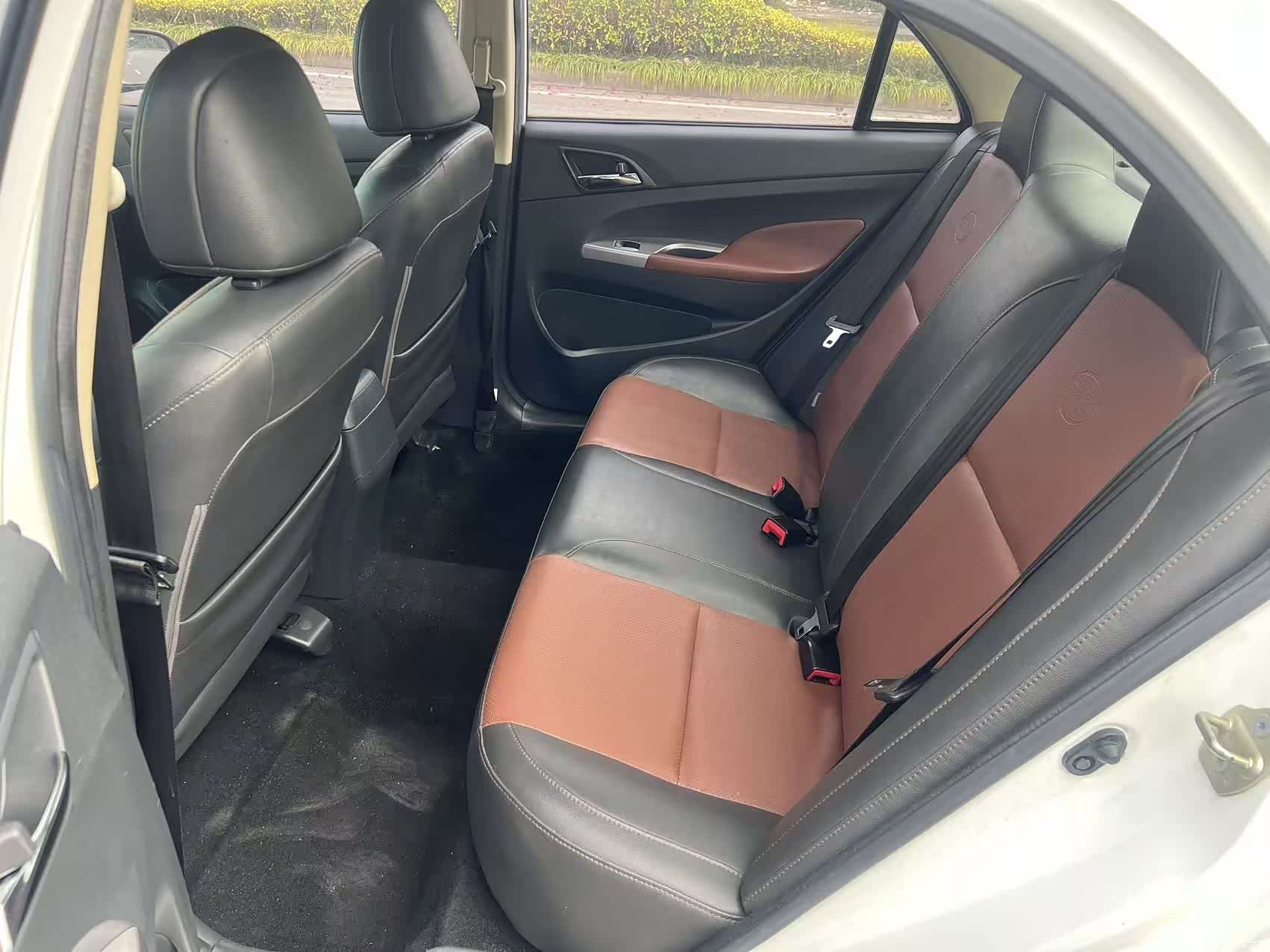 BYD F3, 2019 9