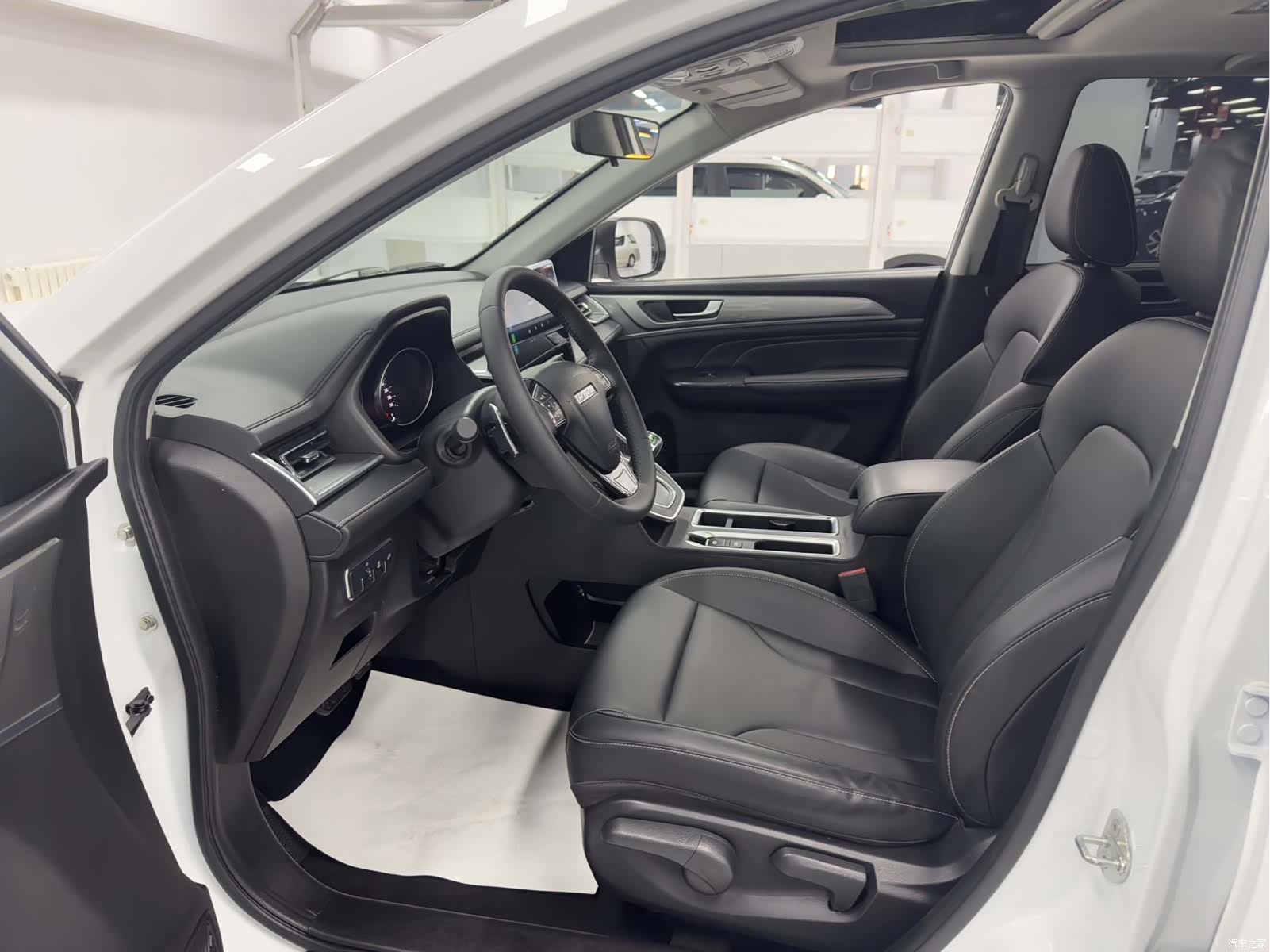 Haval M6, 2023 13