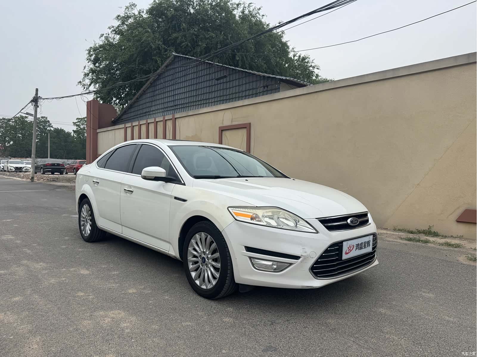 Ford Mondeo, 2013 3