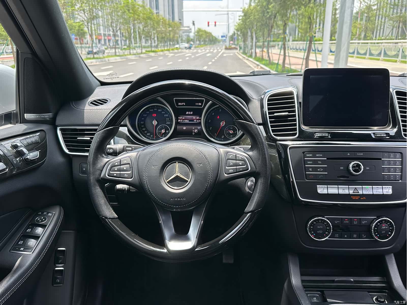 Mercedes-Benz GLS, 2018 15