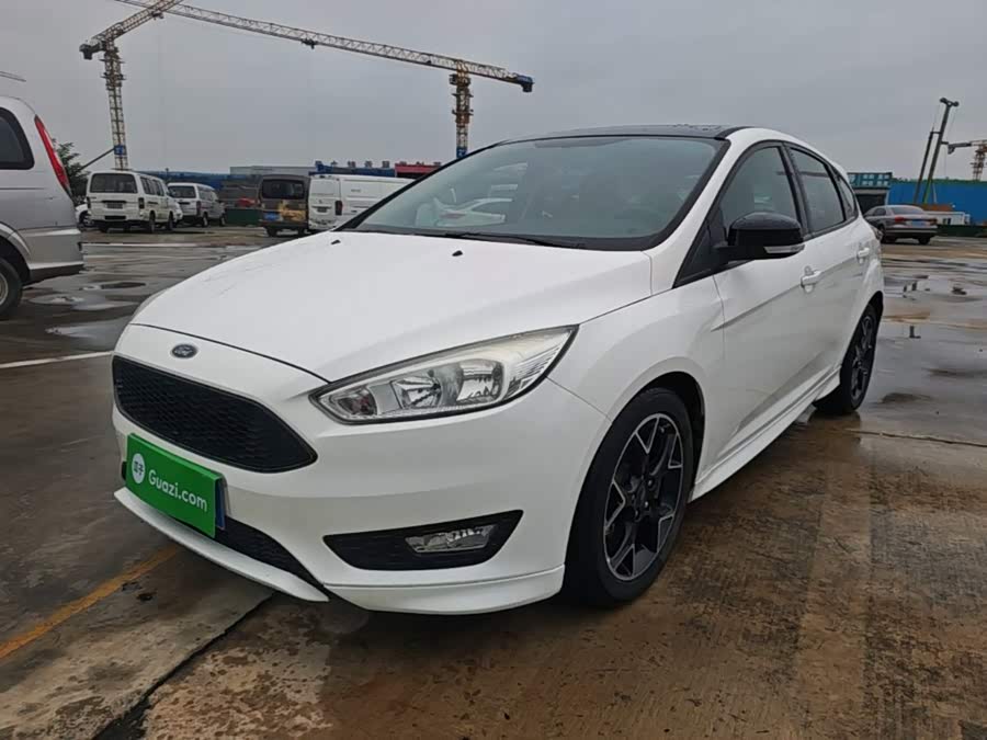 Ford Focus 2017, фото 2
