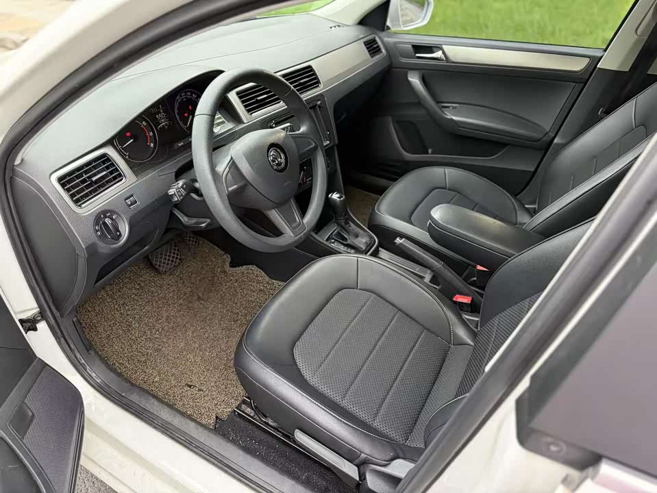 Skoda Xindong