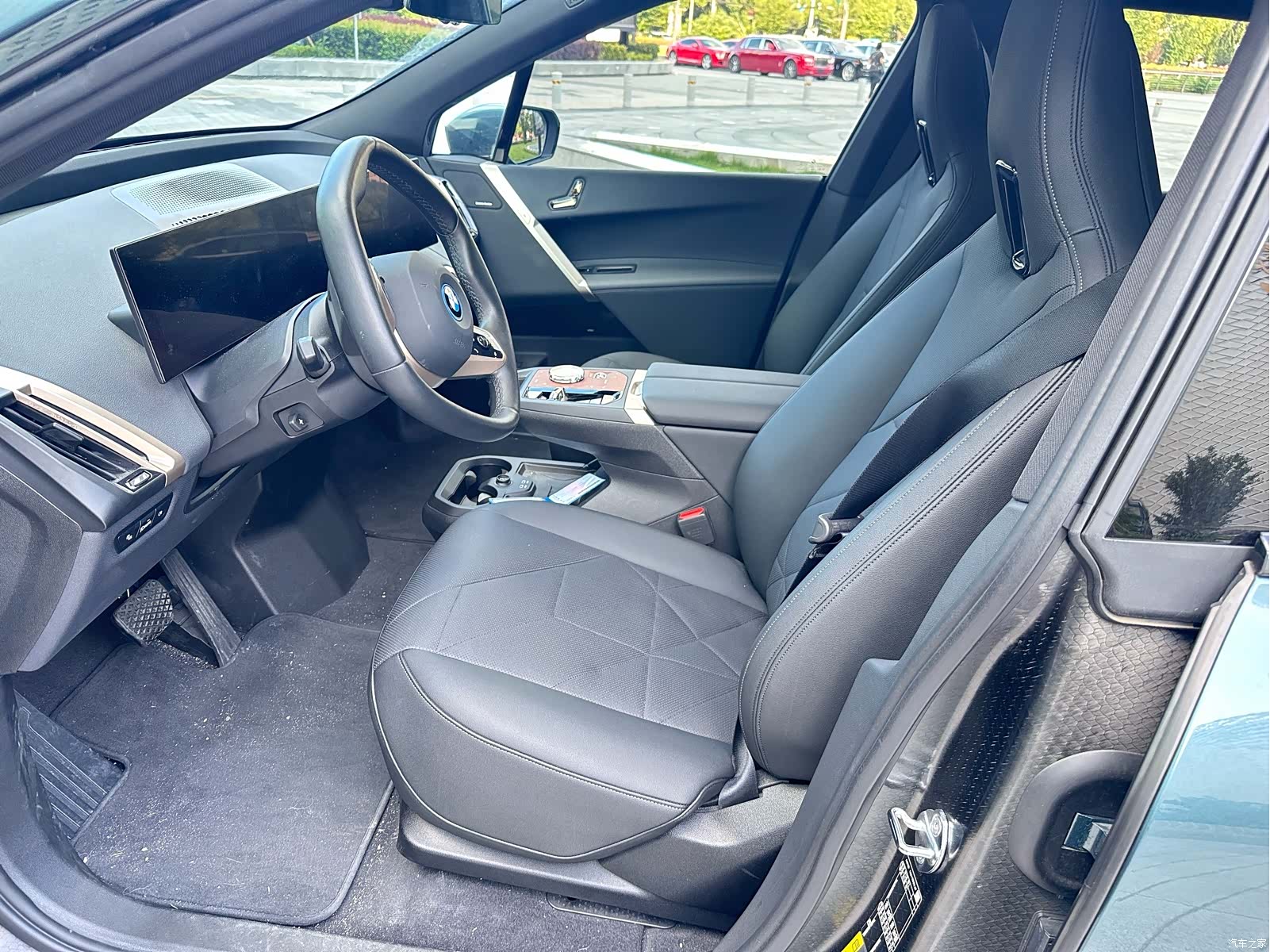 BMW iX, 2024 6
