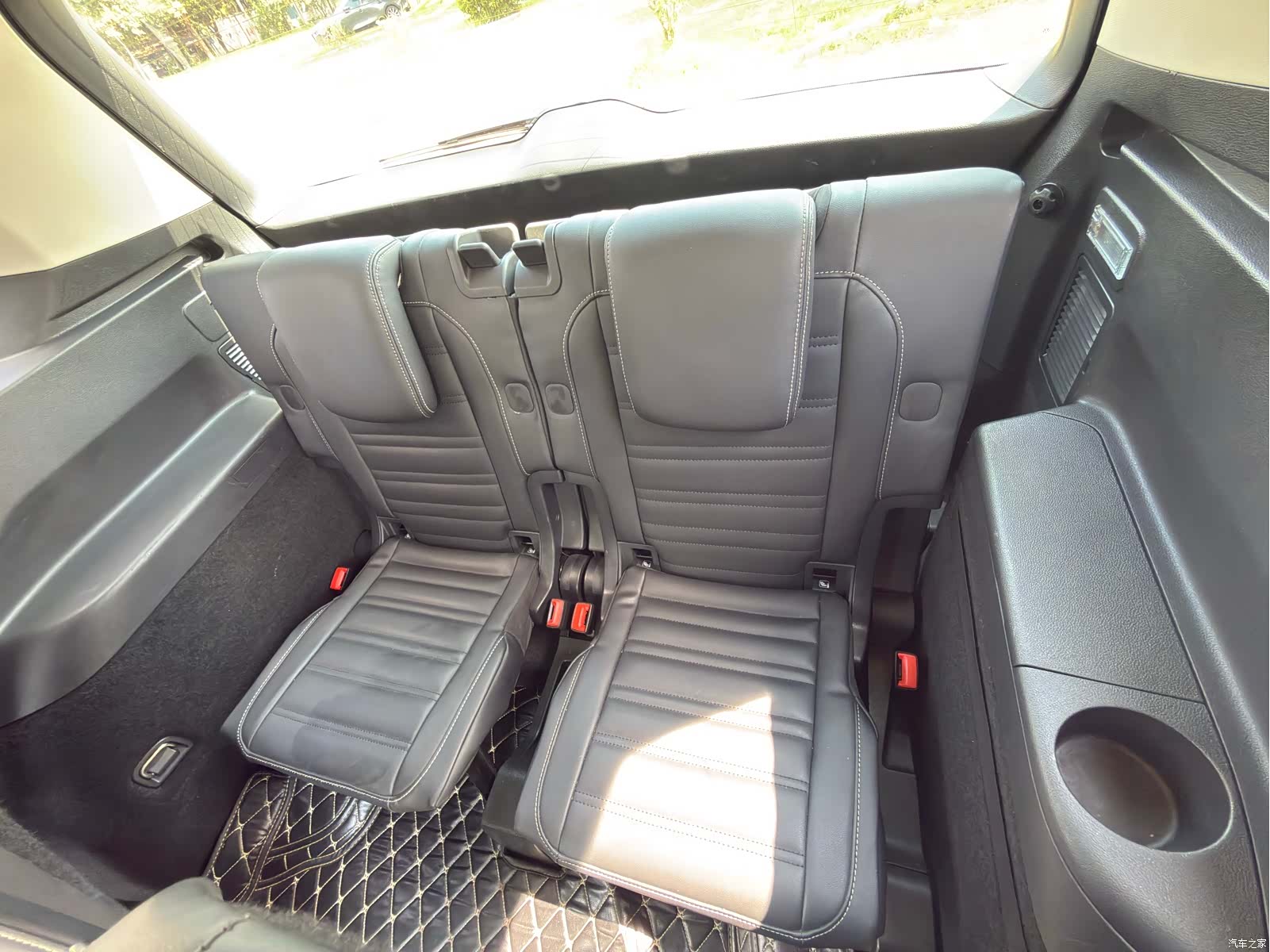 Volkswagen L, 2018 13