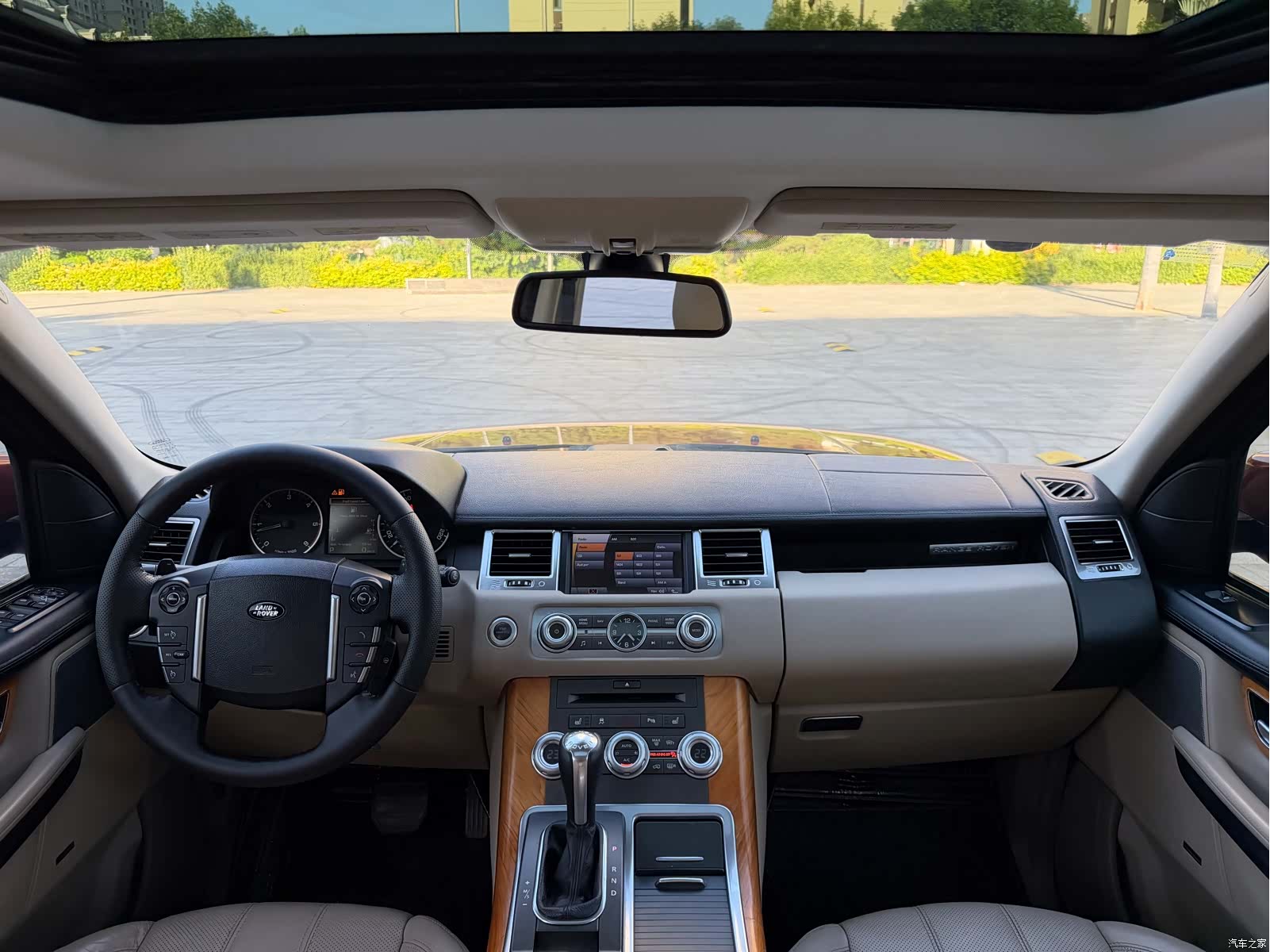 Land Rover Range Rover, 2010 12