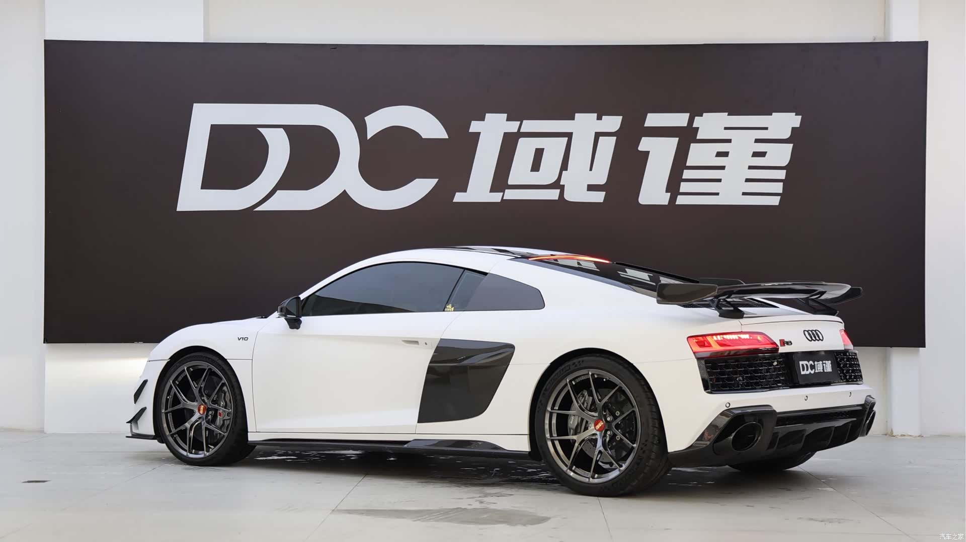 Audi R8, 2018 6
