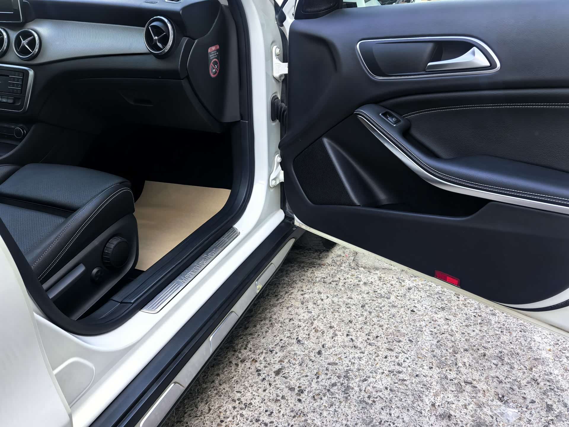 Mercedes-Benz GLA, 2016 14