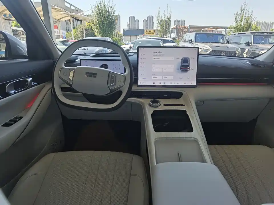 Geely Galaxy Galaxy E5