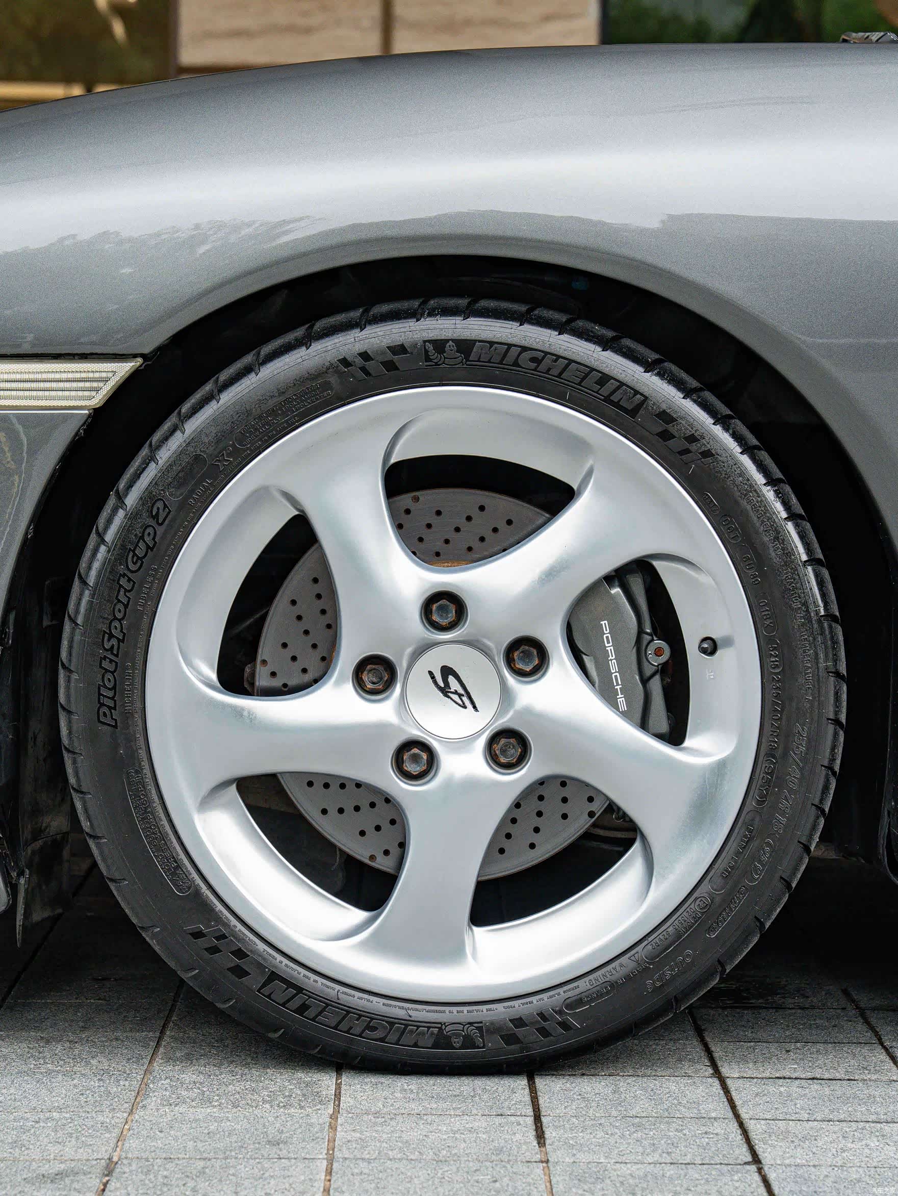 Porsche 911, 2004 4