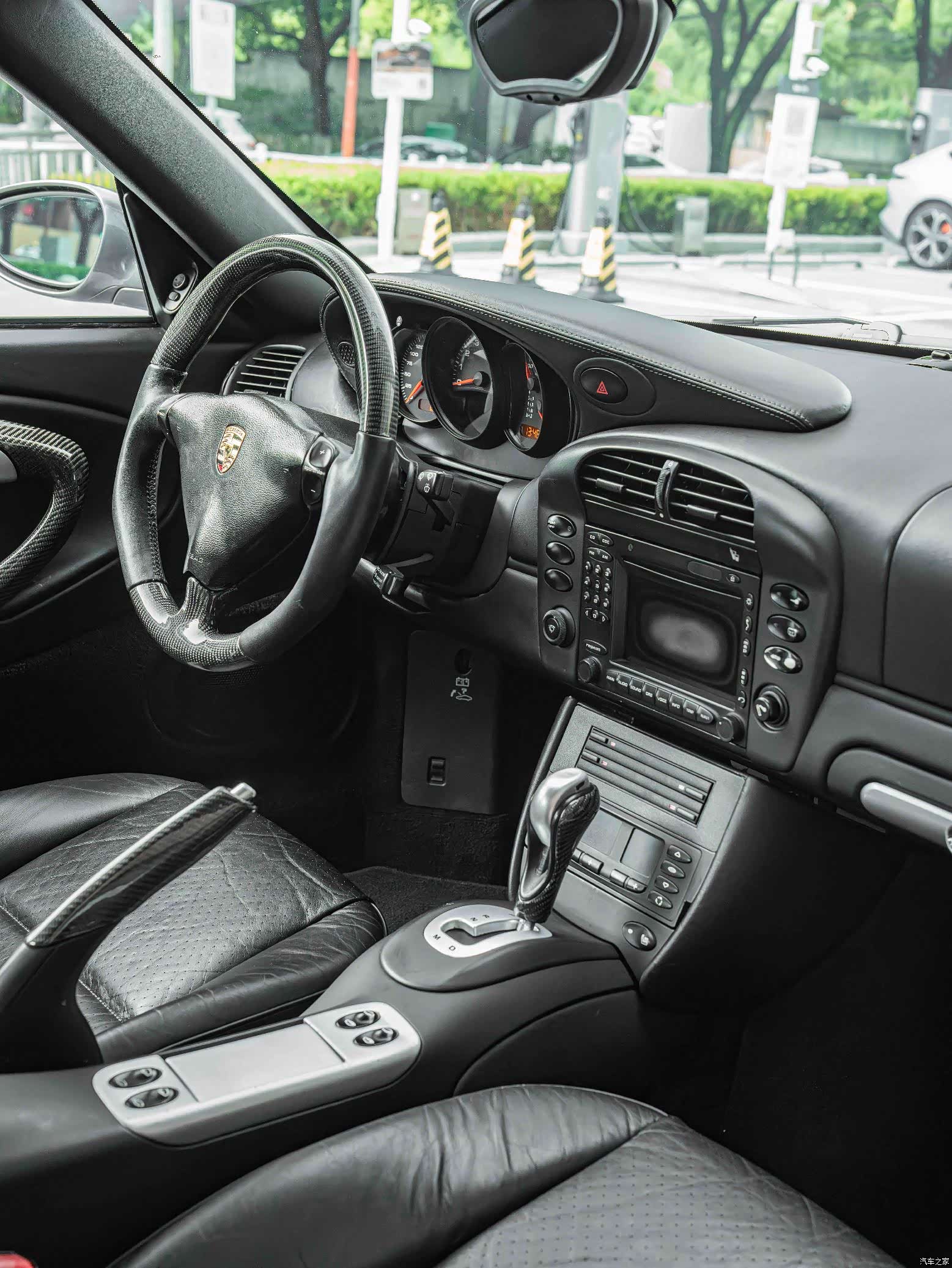 Porsche 911, 2004 16