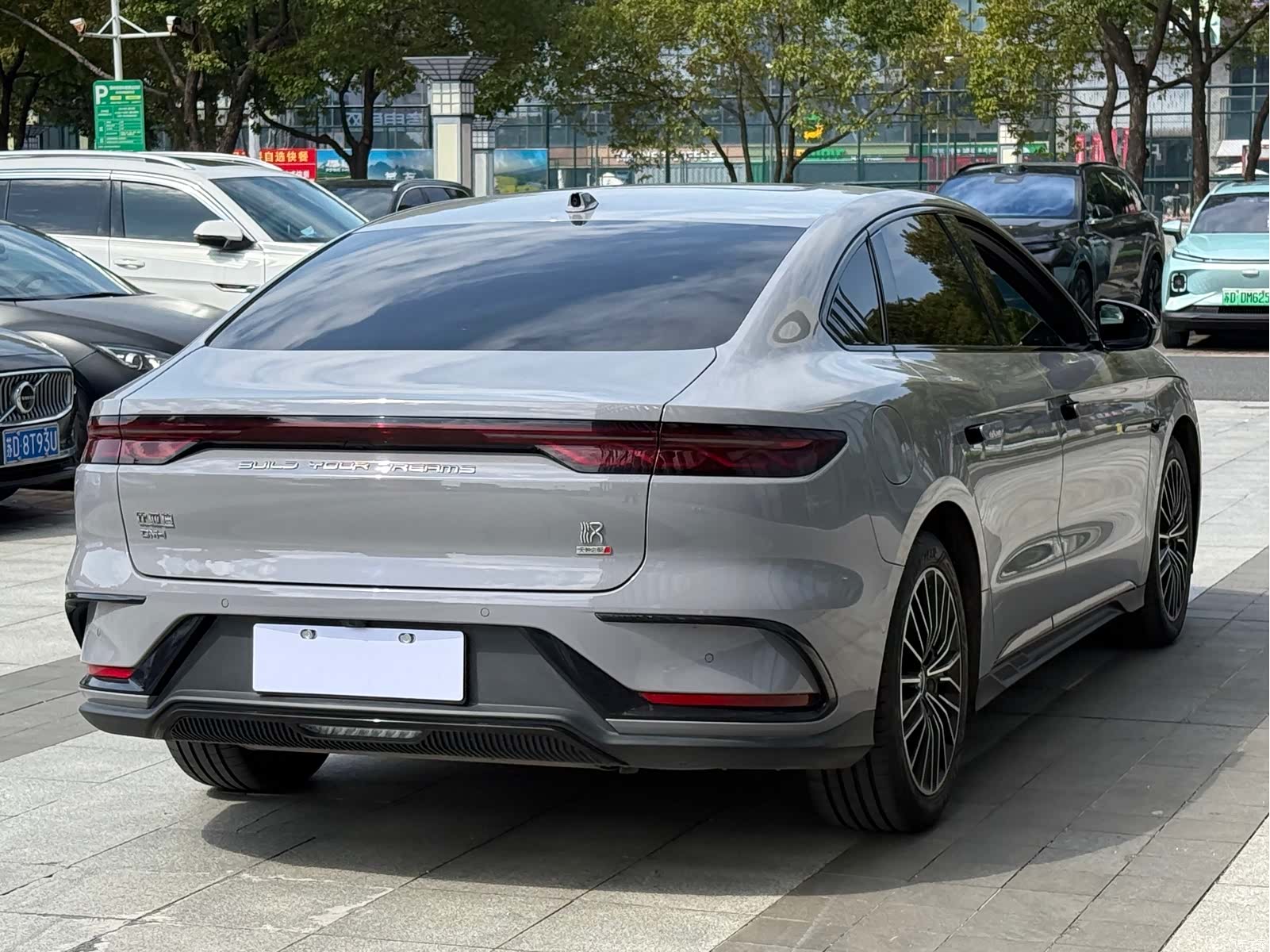BYD Han, 2025 14