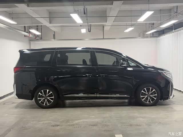 Trumpchi M8, 2025 8