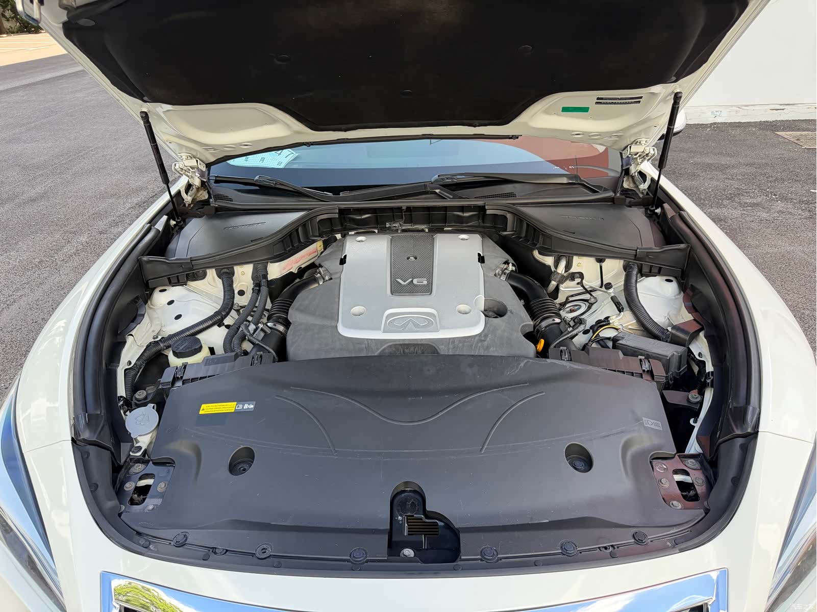 Infiniti Q70, 2016 32