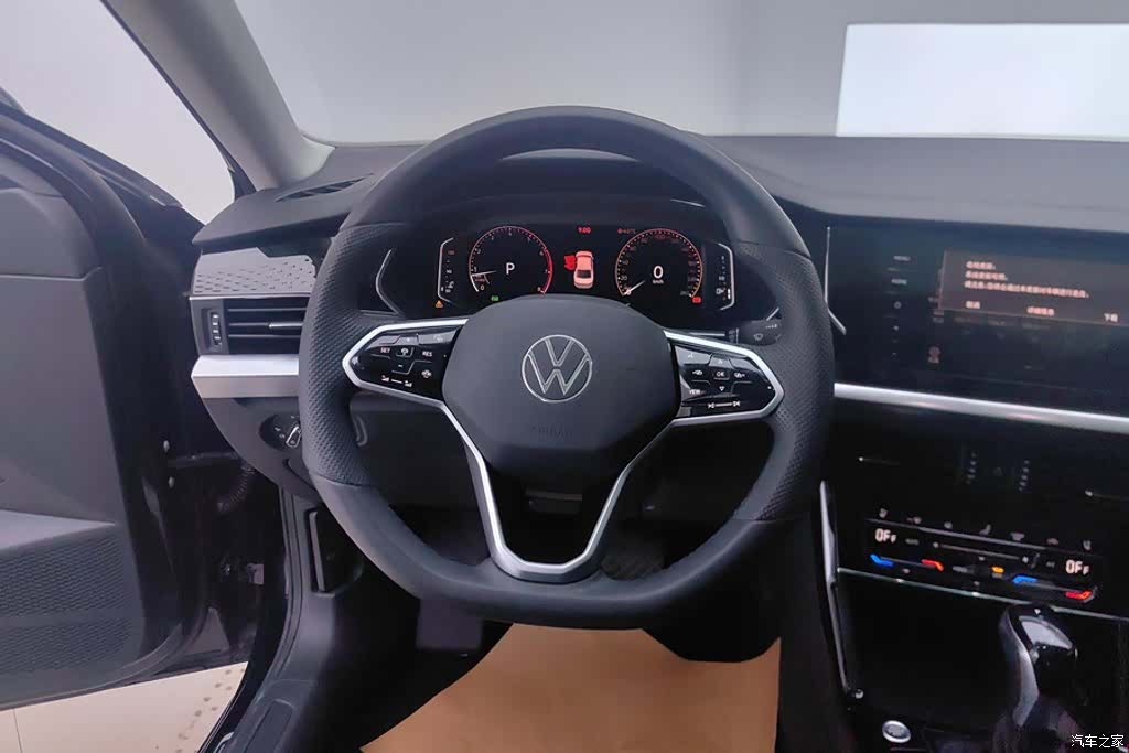 Volkswagen Passat, 2024 15