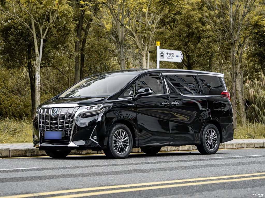 Toyota Alphard, 2019 1