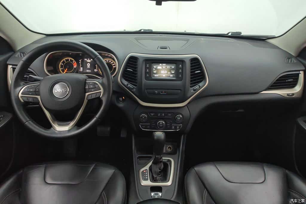 Jeep Cherokee, 2016 12