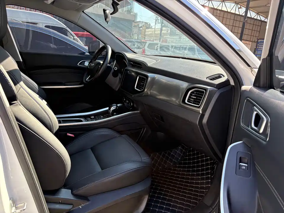 Chery Tiggo 8