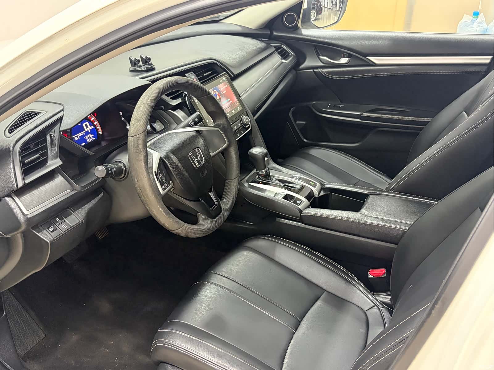 Honda Civic, 2018 4