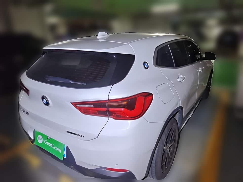 BMW X2