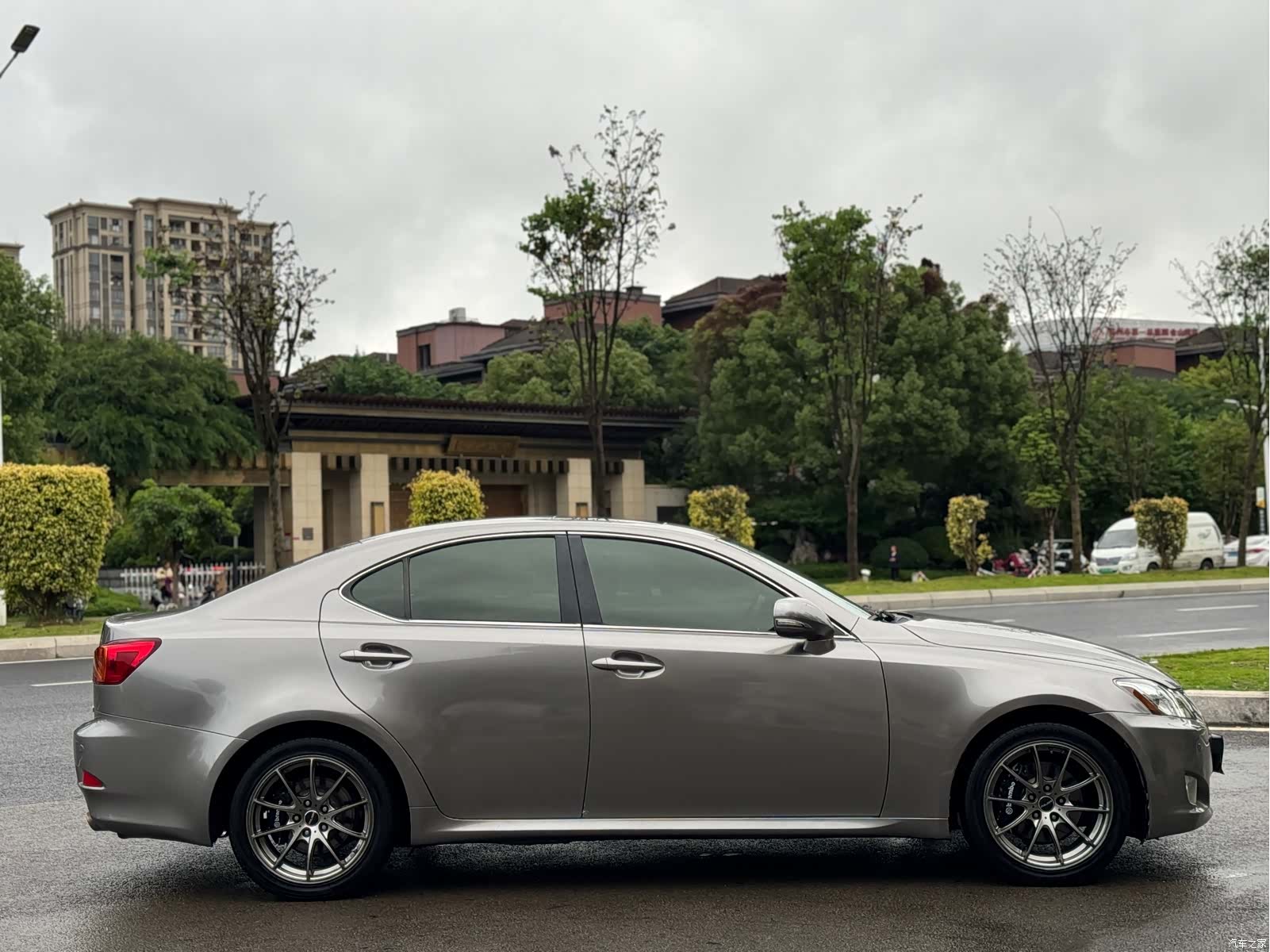 Lexus IS, 2009 14
