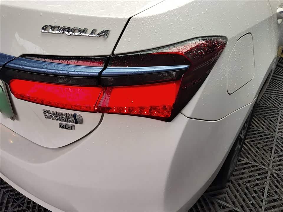 Toyota Corolla dual engine E+ Toyota Corolla dual engine E+