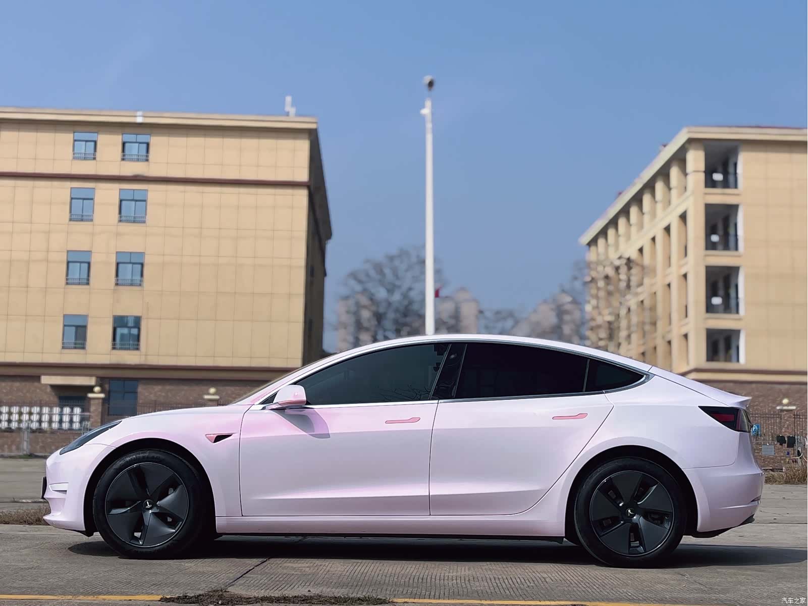 Tesla Model 3, 2020 4