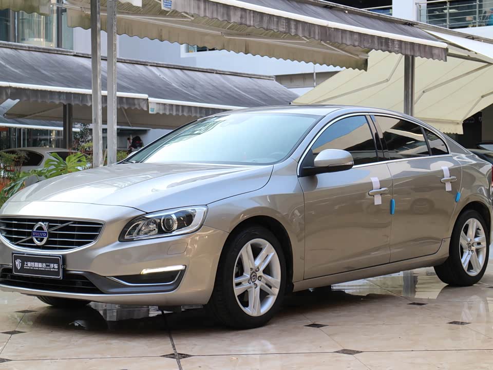 Volvo S60