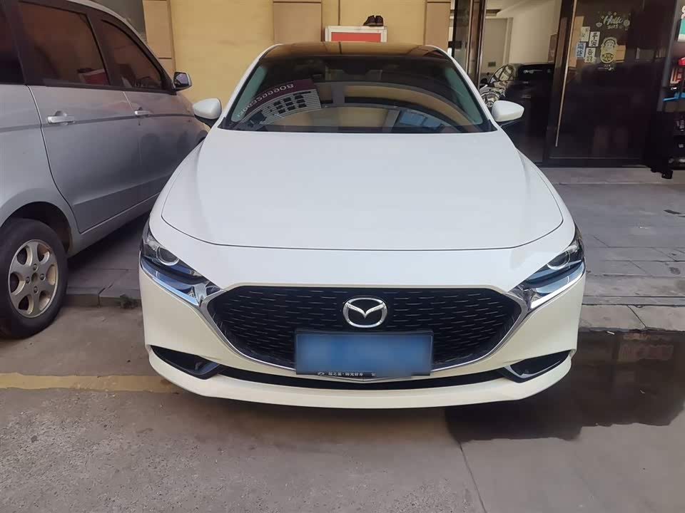 Mazda 3 Angkesaila