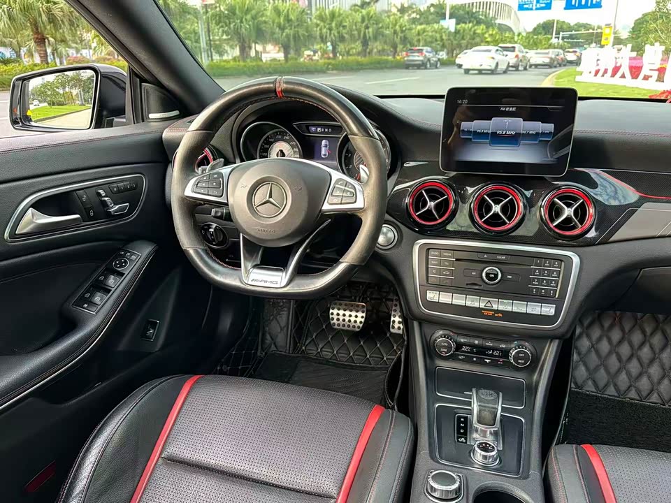 Mercedes-Benz CLA AMG